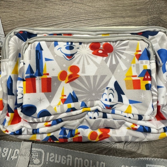 WDW Disney Convertible Belt and Crossbody Bag - Picture 5 of 5